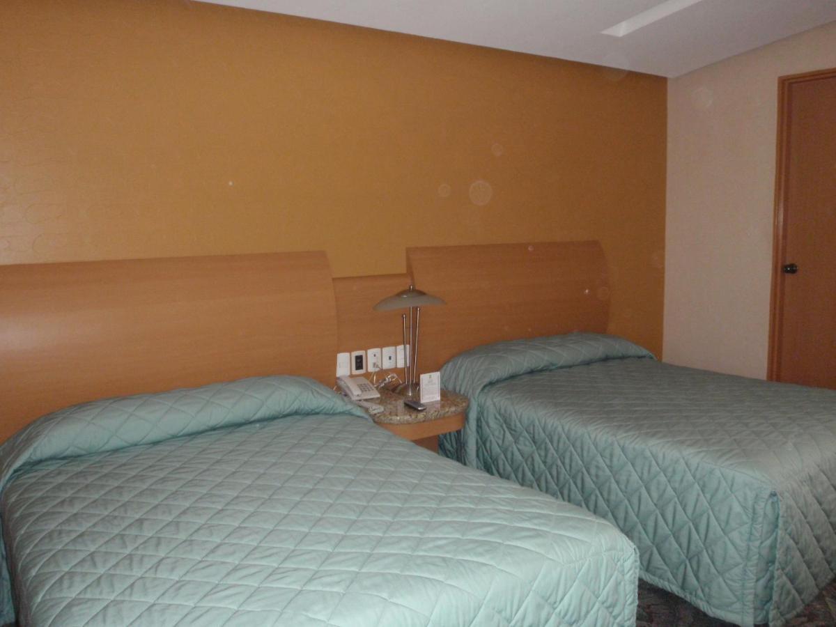 Hotel Plaza Las Fuentes San Juan San Juan Cuautlancingo Extérieur photo